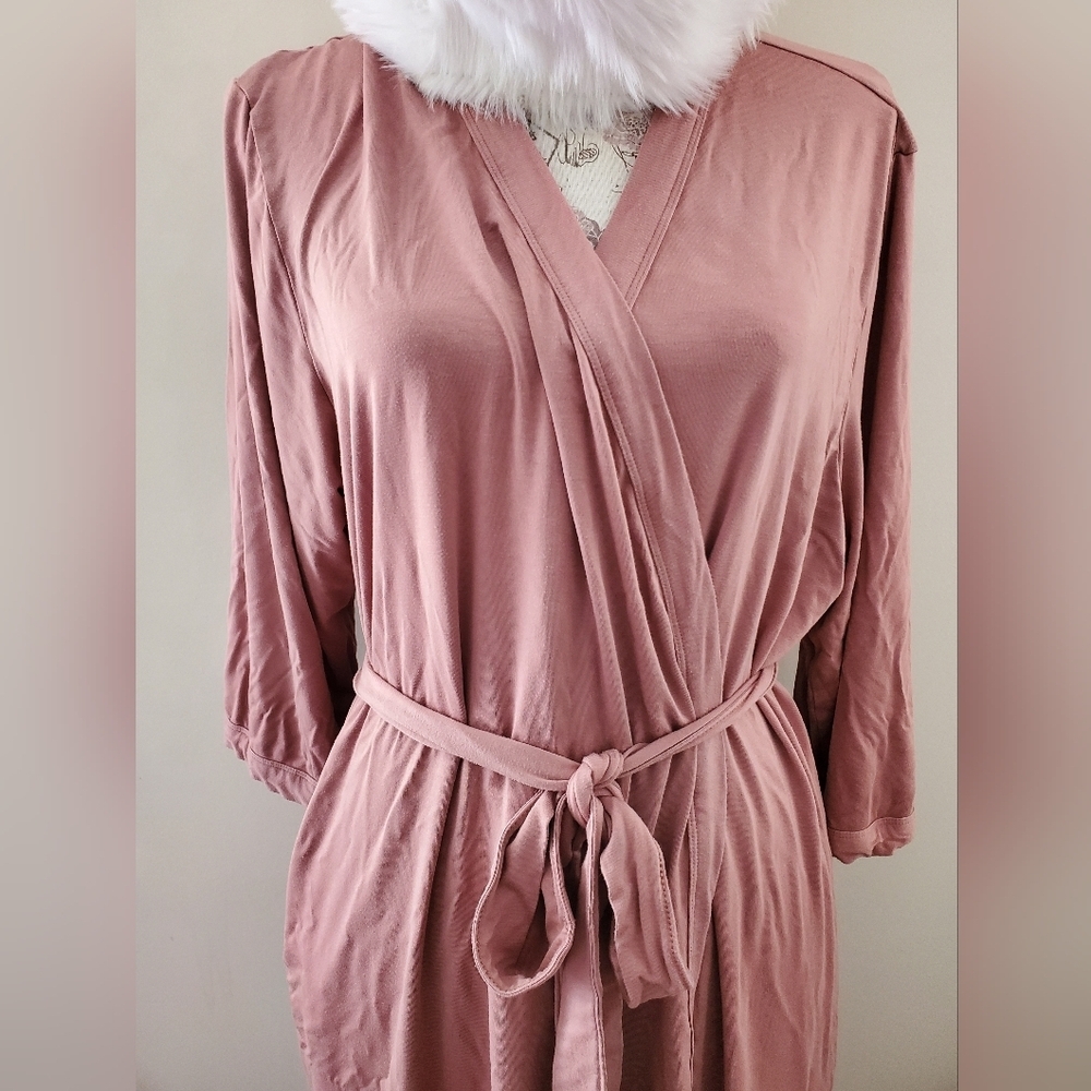 💎$3 WITH BUNDLE💎 Mauve Women's Robe *FLAWS - Picture 15 of 15